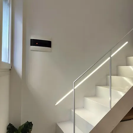 The White Loft - Explore Center By Foot