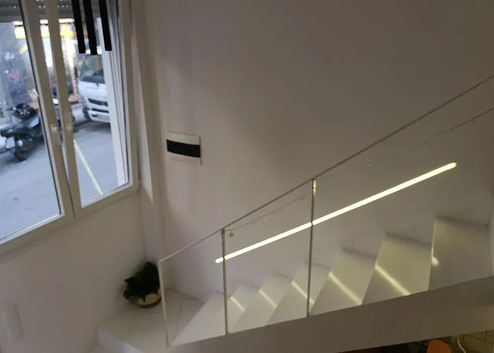 شقة The White Loft - Explore Center On Foot - 350m From Seaside - Stylish Loft *