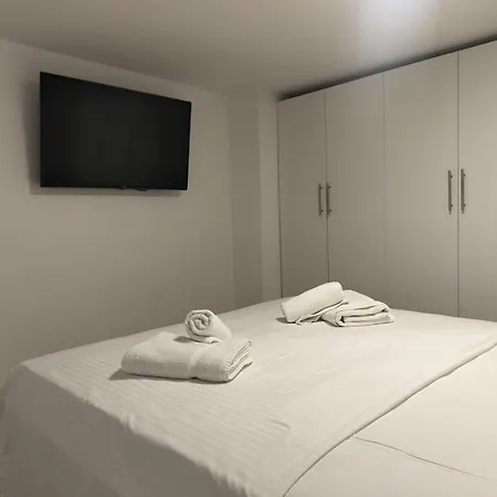 The White Loft - Explore The Center On Foot - 350m From Seaside *