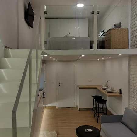 The White Loft - Explore Center By Foot *