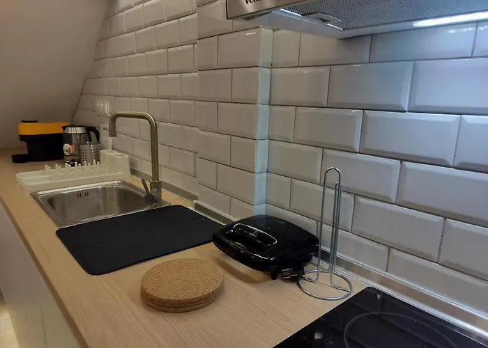 The White Loft - Explore Center On Foot - 350m From Seaside - Stylish Loft Салоники