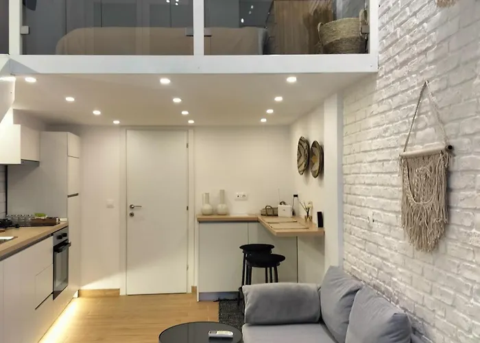 Διαμέρισμα The White Loft - Explore Center On Foot - 350m From Seaside - Stylish Loft